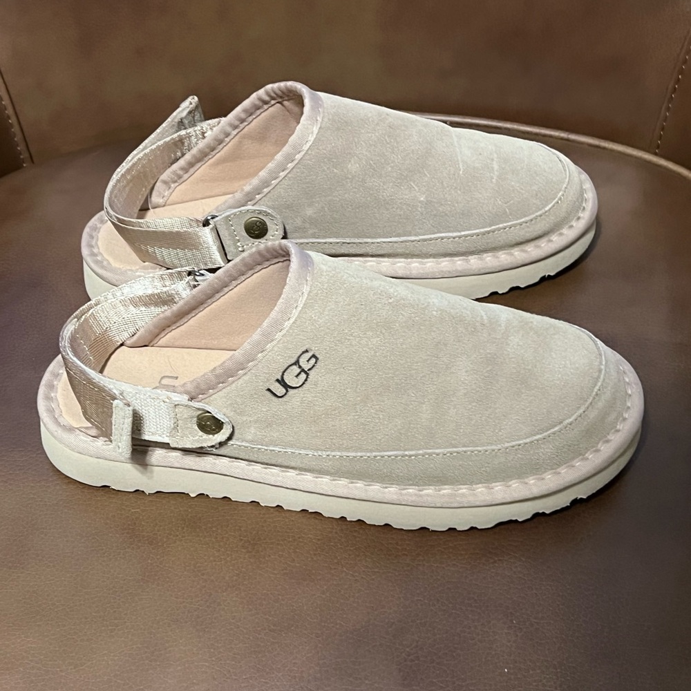 Ugg goldencoast clogs